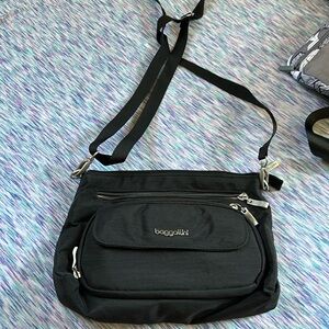 Baggallini crossbody bag